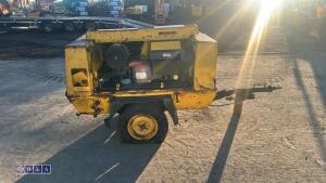 Atlas copco xas55 road tow compressor - 6