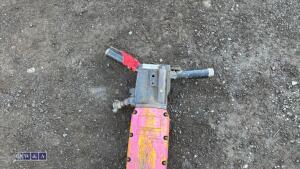 Pneumatic breaker - 2