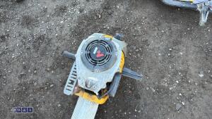 WACKER NEUSON petrol upright breaker - 2