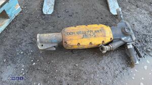 Pneumatic breaker - 3