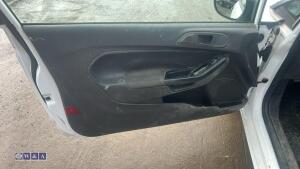 Ford fiesta van - 13