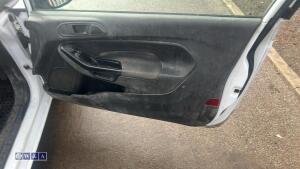 Ford fiesta van - 17