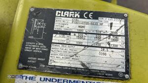 Clark gas forklift - 23