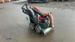 BILLY GOAT PROFESSIONAL MULTI VAC MV650SPH self propelled vacuum c/w wanderhose (s/n 091860077) - 7
