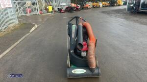 BILLY GOAT PROFESSIONAL MULTI VAC MV650SPH self propelled vacuum c/w wanderhose (s/n 091860077) - 8