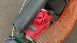 BILLY GOAT PROFESSIONAL MULTI VAC MV650SPH self propelled vacuum c/w wanderhose (s/n 091860077) - 9