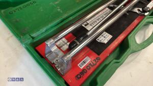 Tile saw c/w case - 3