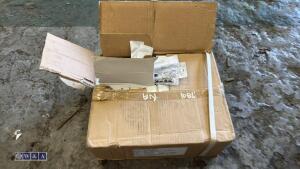 1086