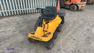 McCULLOCH HORNET ride on mower - 2