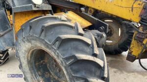 MATBRO 40 c/w bucket forks - 8