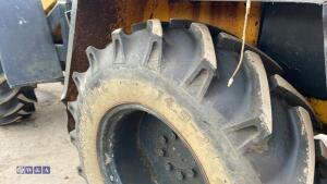MATBRO 40 c/w bucket forks - 14
