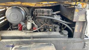 ATLAS COPCO XAS66 fast tow compressor - 11