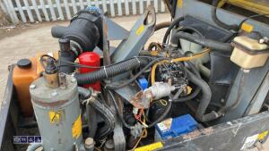 ATLAS COPCO XAS36 fast tow compressor - 10