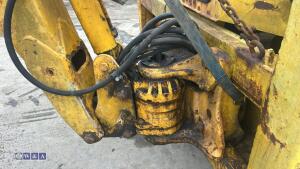 Ford 550 backhoe loader - 18