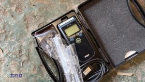 DRAGER ALCOTEST monitor c/w case
