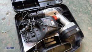 BLACK & DECKER 12v drill c/w case - 3
