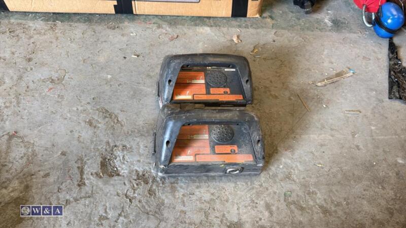 2 x RADIO DETECTION signal generator heads