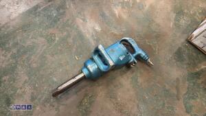 Pneumatic impact wrench (blue)