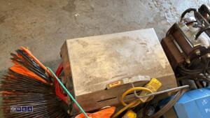 CLIPPER 110v tile saw & air ducting - 2