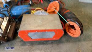 CLIPPER 110v tile saw & air ducting - 4