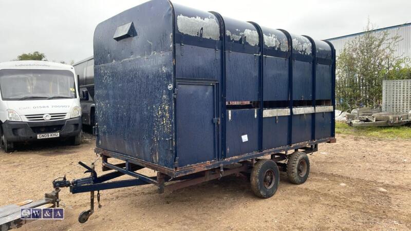 IFOR WILLIAMS cattle trailer