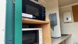 GROUNDHOG 12ft towable welfare unit - 9