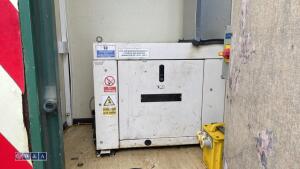 GROUNDHOG 12ft towable welfare unit - 17