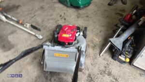 HONDA GXV160 petrol mower - 7