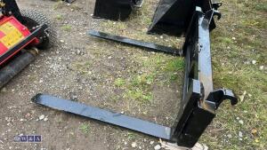Pallet forks c/w euro brackets - 6