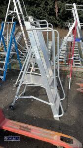 Aluminium platform steps - 3