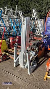 SUMNER 2412 materials hoist c/w forks & extensions - 3