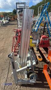 SUMNER 2412 materials hoist c/w forks & extensions - 5