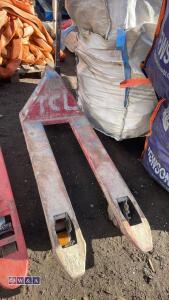 Pallet truck - 3