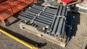 Quantity of JCB steel track pads - 2