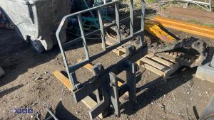 Pallet forks & back plate - 2