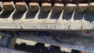 Excavator rubber track (JCB Trackmaster 400K2139) - 3