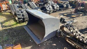 Hydraulic bucket to suit forklift - 2