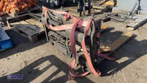 Forklift tines c/w hydraulic spreaders - 3
