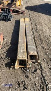 Pair of pallet tine extensions - 4