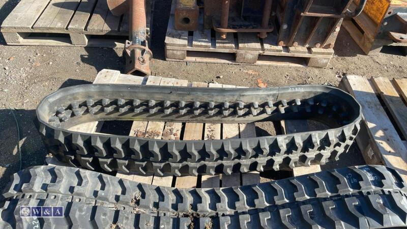 Rubber track (to suit 1t excavator)