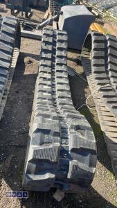 Rubber track (to suit 8t excavator) (400 x 76 x 72) - 2