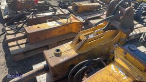 ARROWHEAD S60 hydraulic machine breaker c/w 1 x line (7531) (45mm pins) - 3