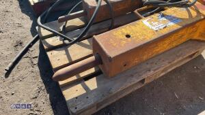 ARROWHEAD S40 hydraulic machine breaker c/w 1 x line(7011) (30mm pins) - 3