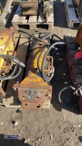 ARROWHEAD S20 hydraulic machine breaker c/w lines (5870) (30mm pins) - 3