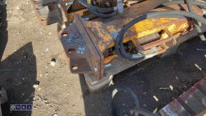 ARROWHEAD S20 hydraulic machine breaker c/w lines (5870) (30mm pins) - 5