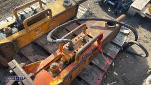 ARROWHEAD S20 hydraulic machine breaker c/w 1 x line (4575) (25mm pins) - 4