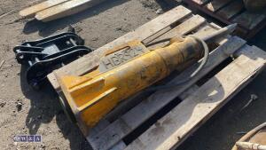 Hydraulic machine breaker c/w 1 x line - 4
