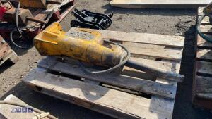 Hydraulic machine breaker c/w 1 x line - 6