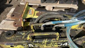 ARROWHEAD S10 hydraulic machine breaker c/w lines (7078) (25mm pins) - 3