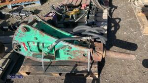 MONTABERT hydraulic machine breaker c/w lines (45mm pins) - 2